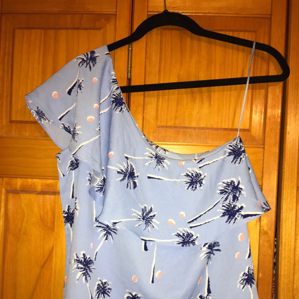 One Shoulder Ruffle Top - Picture 2 of 4